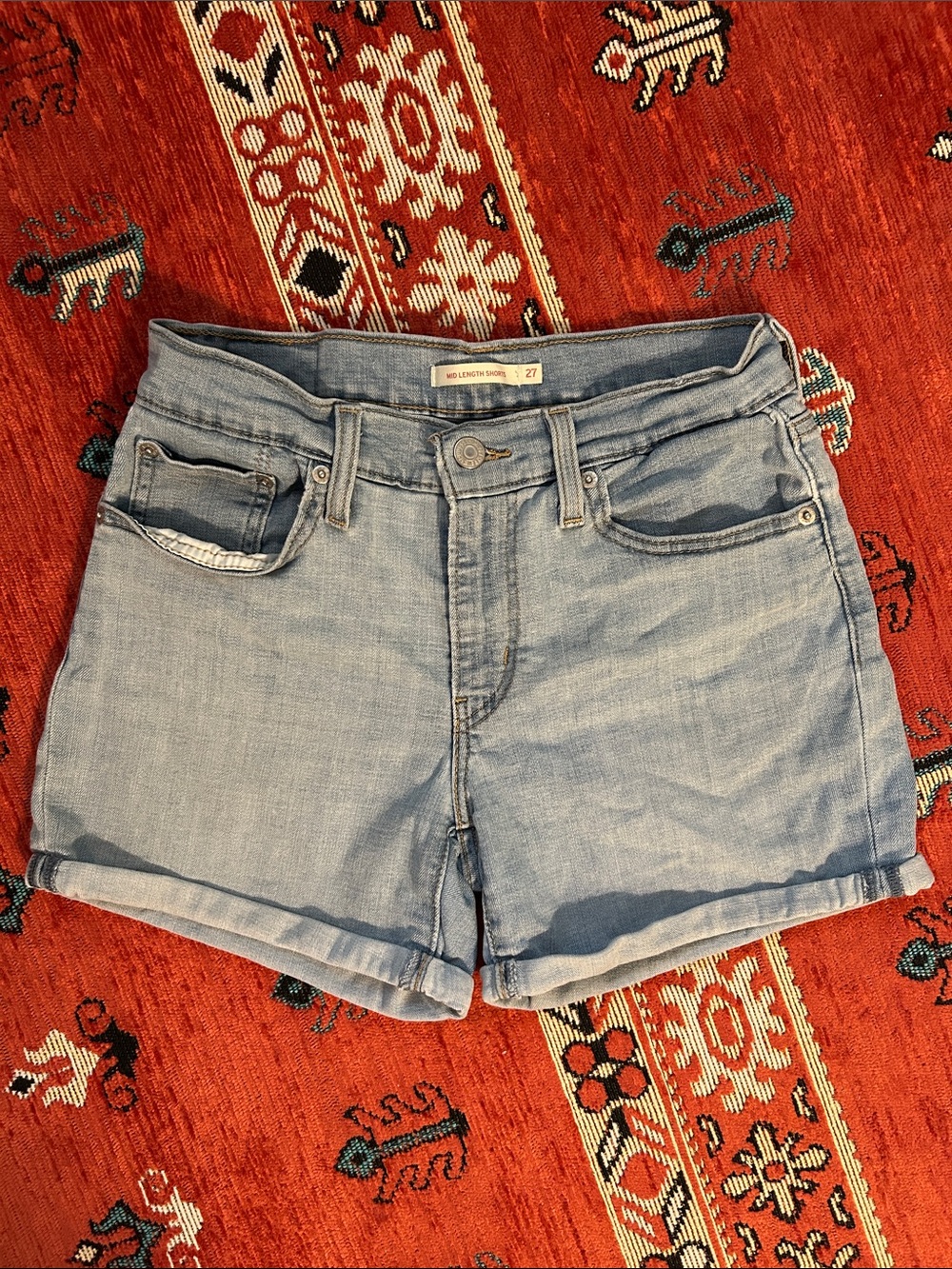 Levi’s mid length shorts - light wash